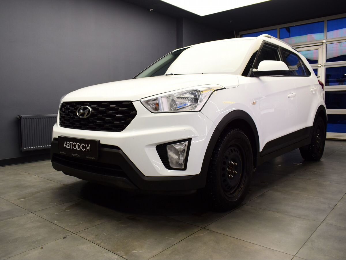 Автомобиль Hyundai Creta I [рестайлинг] 1.6 AT (123 л.с.) Travel Белый 2021 с пробегом 102 000 км