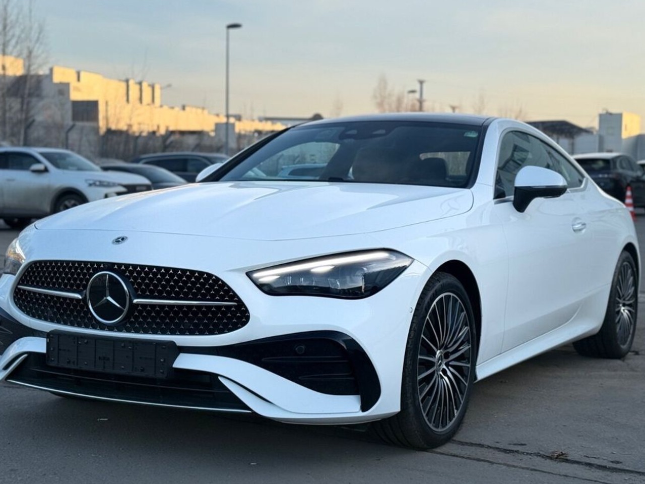 Автомобиль Mercedes-Benz CLE I поколение 2.0 AT 4Matic (204 л.с.) Base Белый 2025 