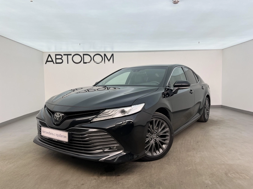 Автомобиль Toyota Camry VIII поколение (XV70) 3.5 AT (249 л.с.) Люкс Safety Чёрный 2020 с пробегом 120 123 км