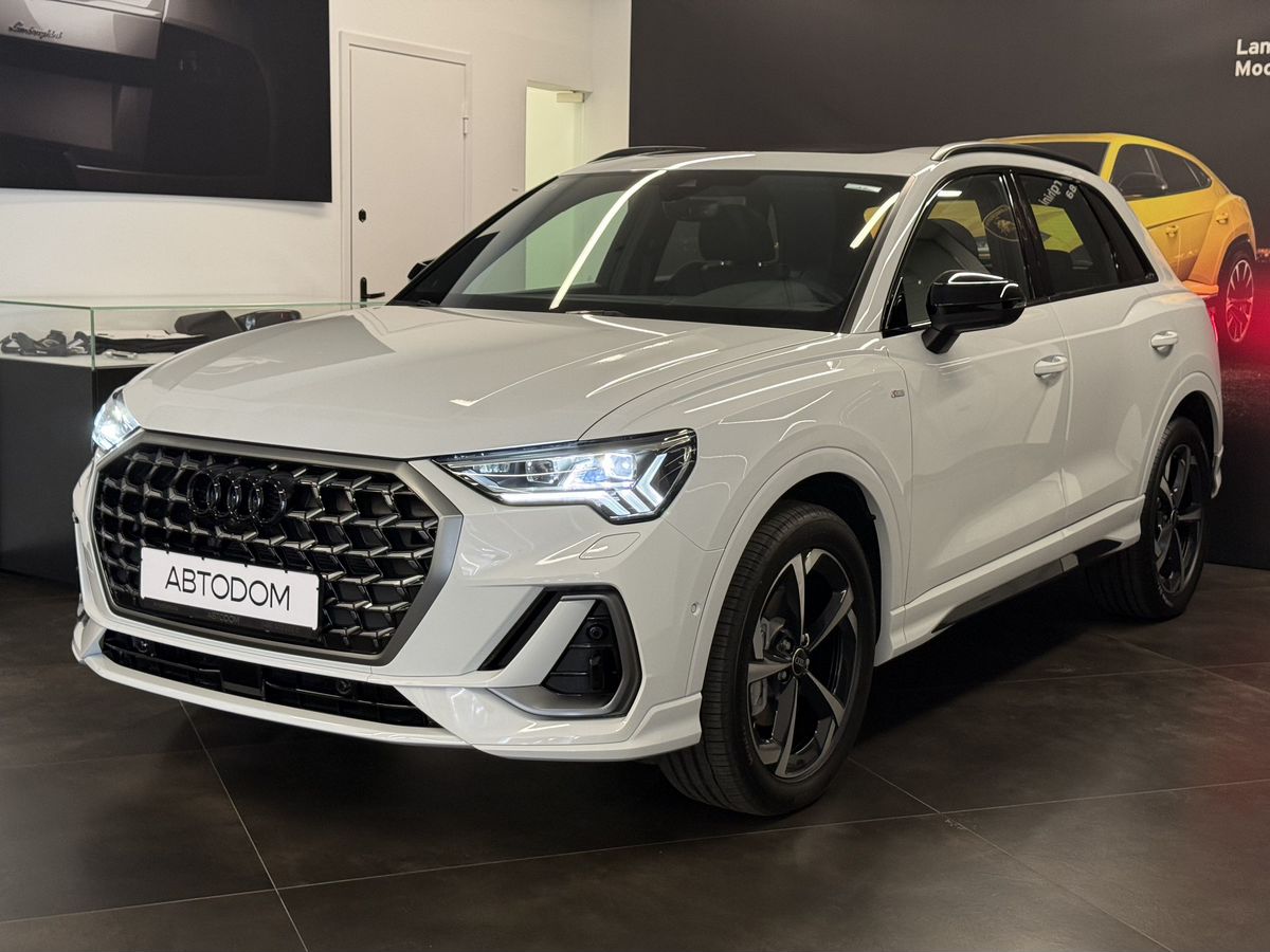 Audi Q3 II поколение (F3) 2.0 AMT 4WD (220 л.с.) Fashionable dynamic Белый 2025 с пробегом 33 км