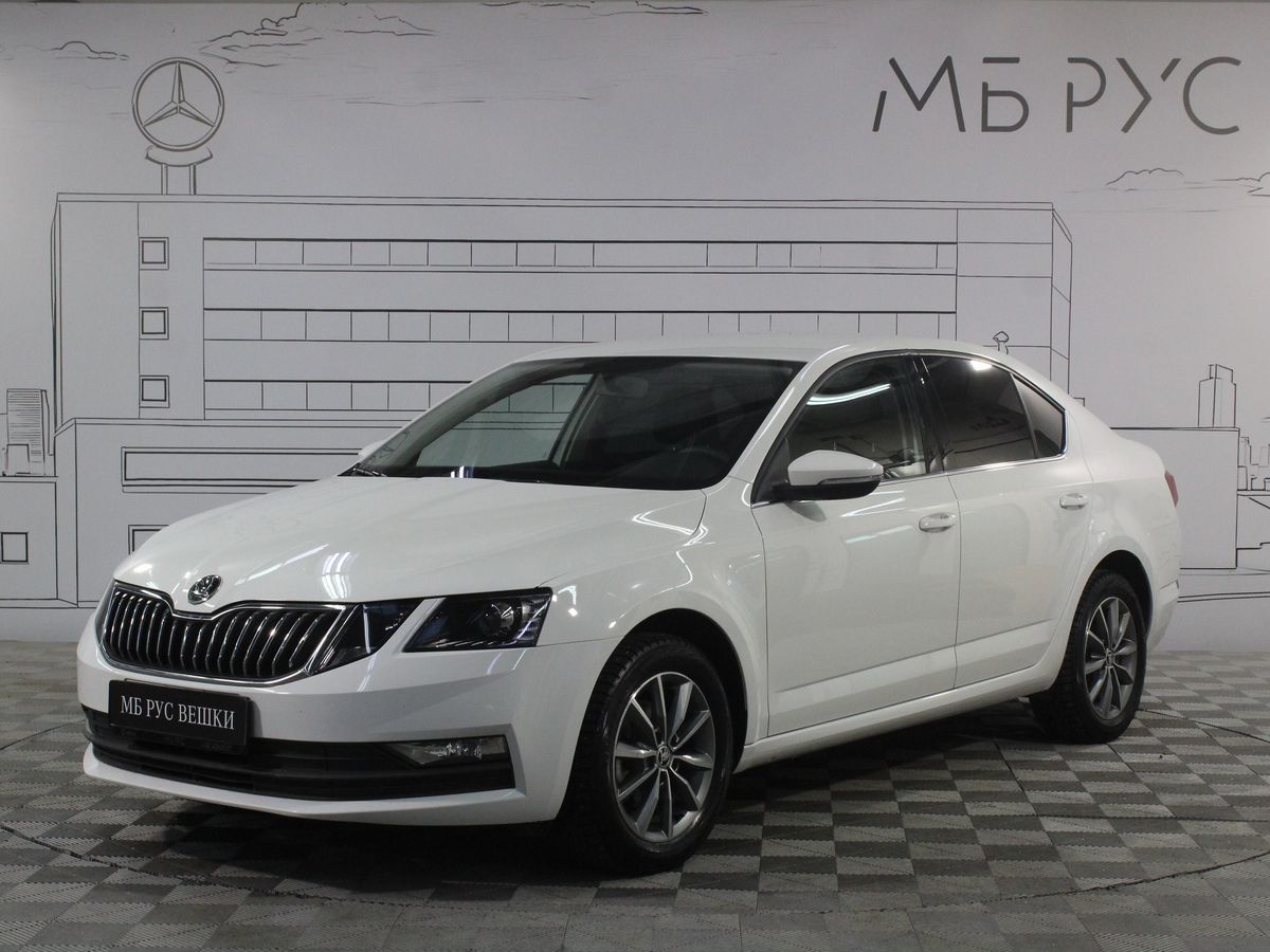 Автомобиль Skoda Octavia III (A7) [рестайлинг] 1.5 AT (113 л.с.) Base Белый 2023 с пробегом 30 000 км