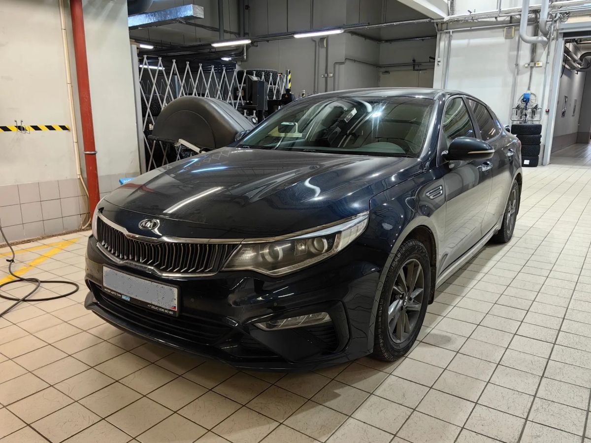 Kia Optima IV [рестайлинг] 2.0 AT (150 л.с.) Luxe Синий 2019 с пробегом 106 325 км