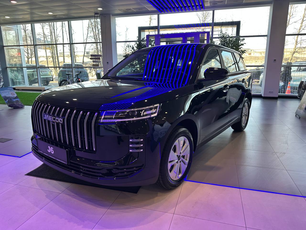 Автомобиль Jaecoo J6 I поколение 1.5 AMT (147 л.с.) Городская Чёрный 2026 