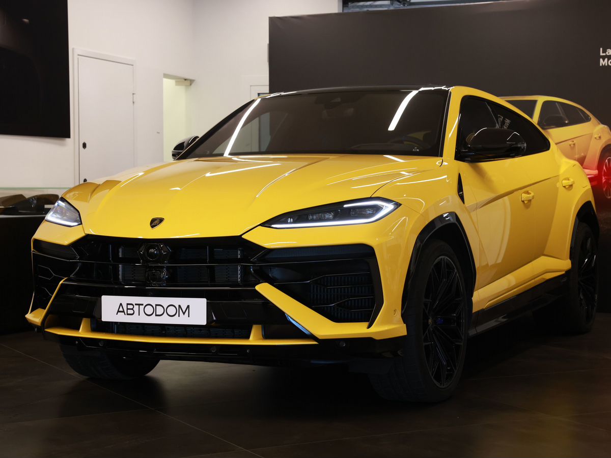 Lamborghini Urus I [рестайлинг] 4.0hyb AT 4WD (800 л.с.) SE Жёлтый 2025 с пробегом 59 км