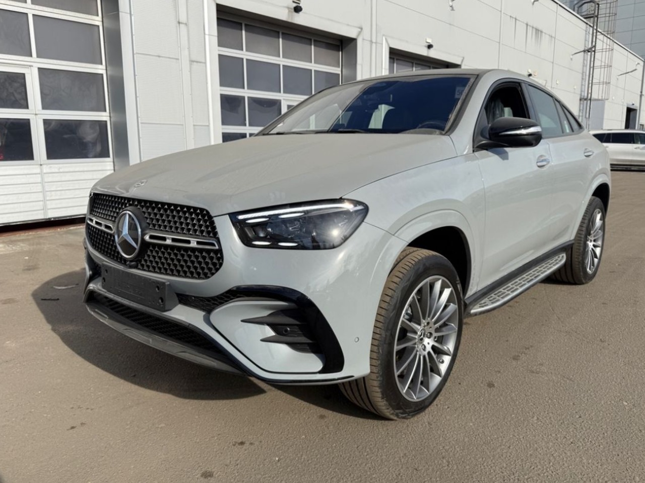 Автомобиль Mercedes-Benz GLE coupe II (C167) [рестайлинг] 3.0 AT 4Matic (380 л.с.) Base Серый 2025 