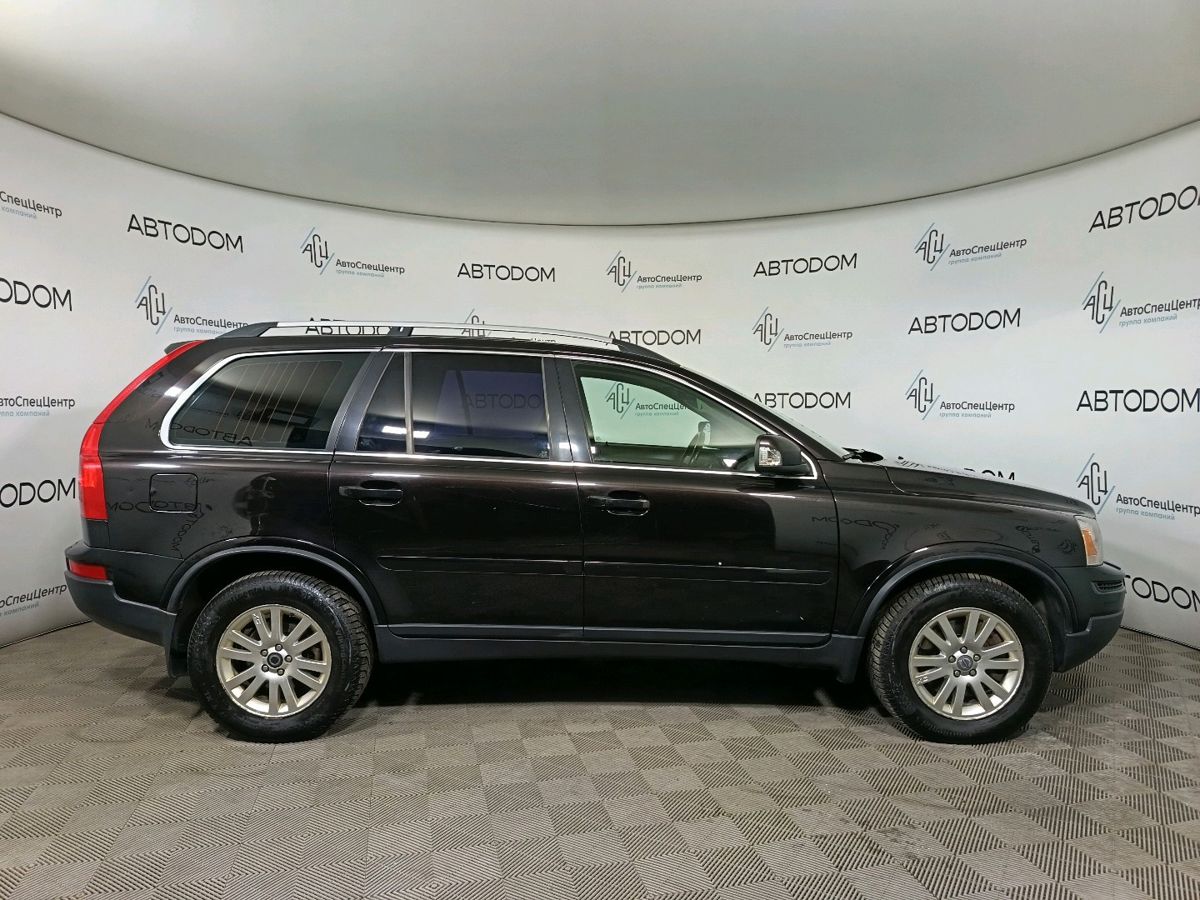 Автомобиль Volvo XC90 I [рестайлинг] 2.5 AT 4WD (5 мест) (210 л.с.) Executive Чёрный 2011 с пробегом 260 651 км
