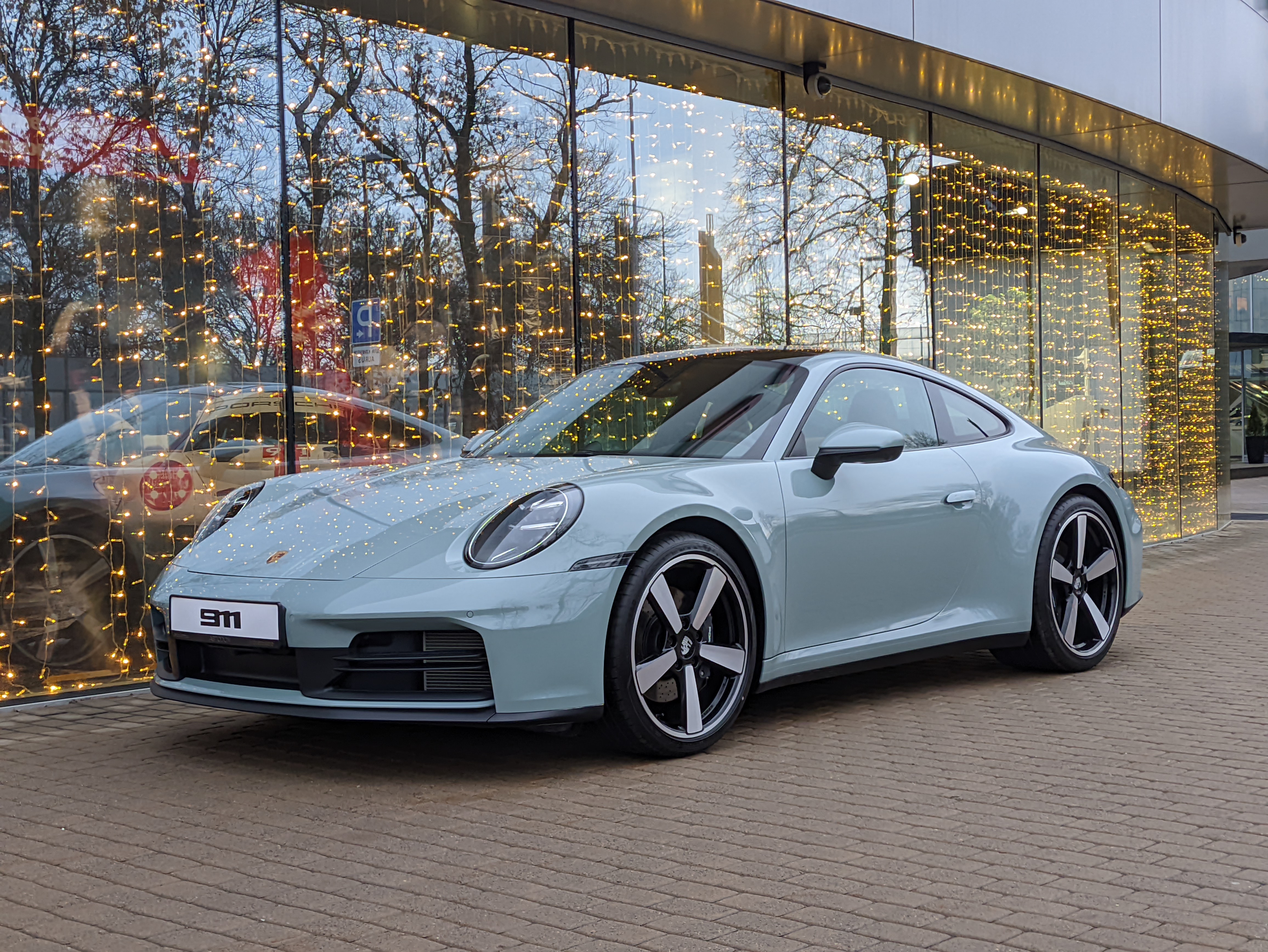 Porsche 911 VIII (992) [рестайлинг] Turbo S 3.6hyb AMT 4WD (711 л.с.) Turbo S Зелёный 2026 
