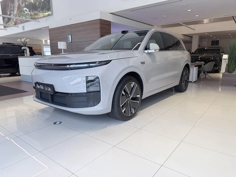 LiXiang L6 I поколение 1.5hyb AT 4WD (408 л.с.) Max Серый 2025