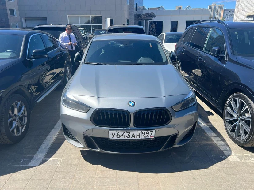 BMW X2 I поколение (F39) 2.0 AT 4WD (192 л.с.) M Sport Серый 2022 с пробегом 41 719 км