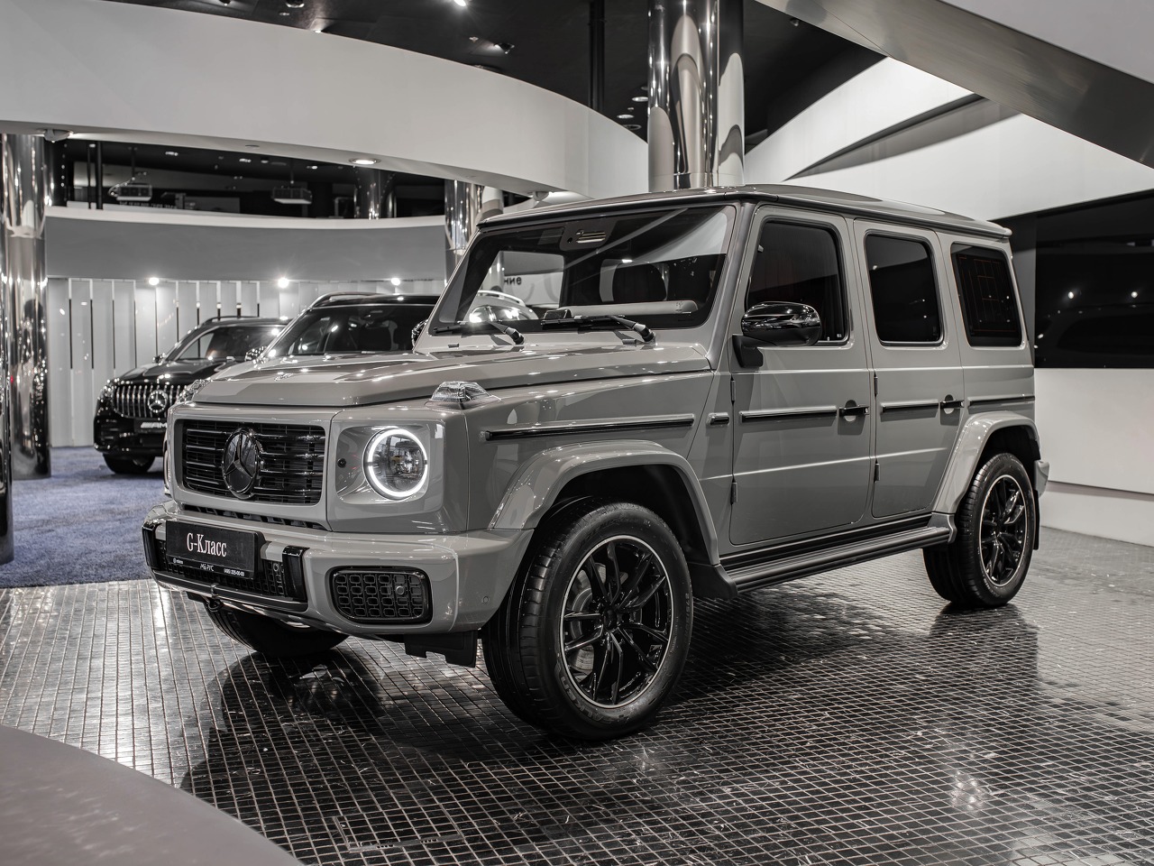 Mercedes-Benz G-Класс III (W463) [рестайлинг] G 450 3.0d AT 4Matic (367 л.с.) G 450 d Standard Серый 2026 