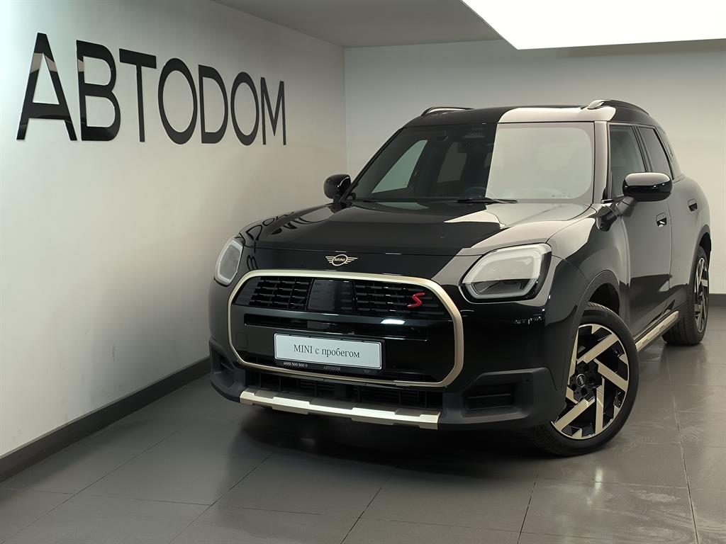 Автомобиль MINI Countryman III поколение (U25) S 2.0 AMT 4WD (204 л.с.) Favoured Trim Чёрный 2024 с пробегом 2 558 км