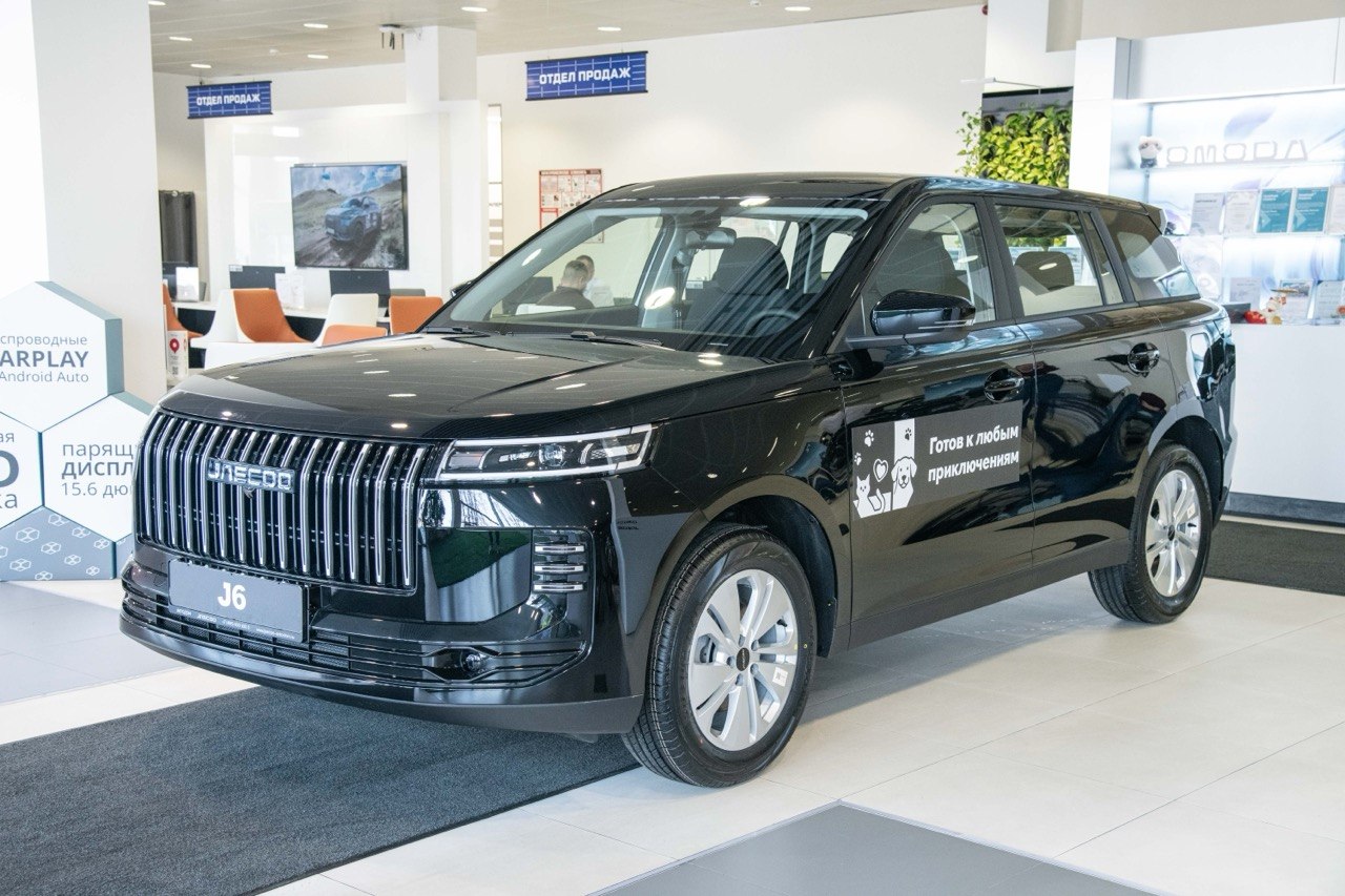 Автомобиль Jaecoo J6 I поколение 1.5 AMT (147 л.с.) Актив Чёрный 2026 