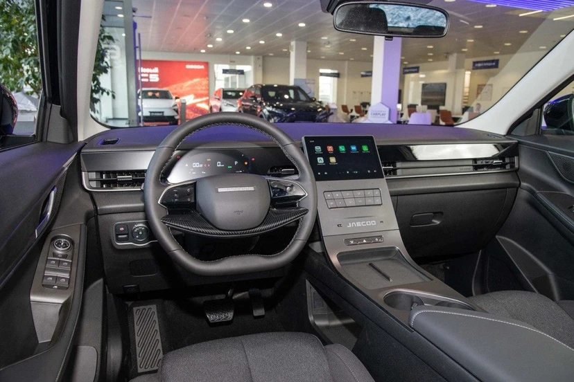 Автомобиль Jaecoo J6 I поколение 1.5 AMT (147 л.с.) Актив Чёрный 2026