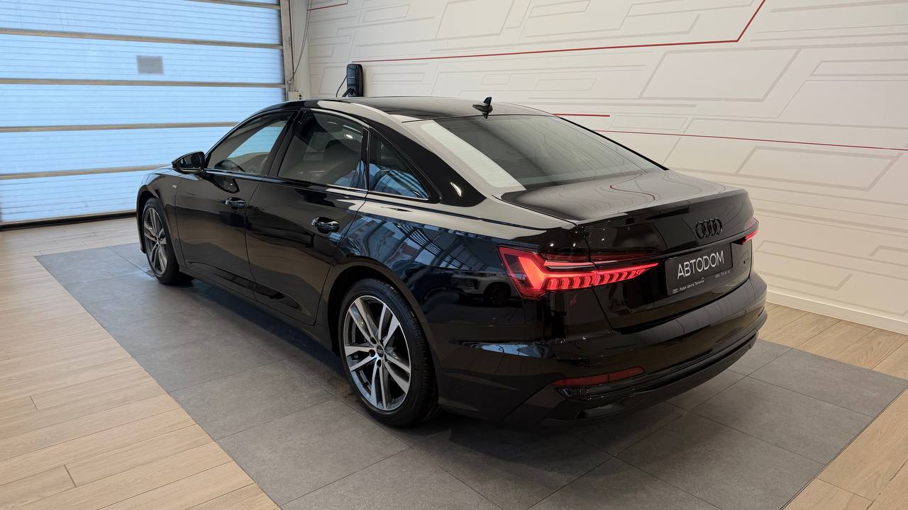 Автомобиль Audi A6 V (C8) [рестайлинг] 2.0 AMT 4WD (245 л.с.) 45 TFSI quattro S tronic Чёрный 2025 