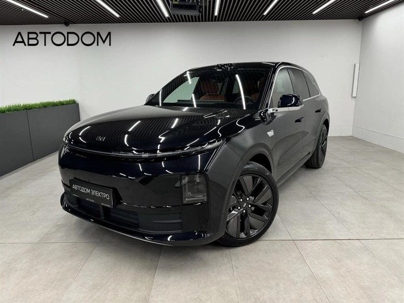 Автомобиль LiXiang L6 I поколение 1.5hyb AT 4WD (408 л.с.) Max Чёрный 2025