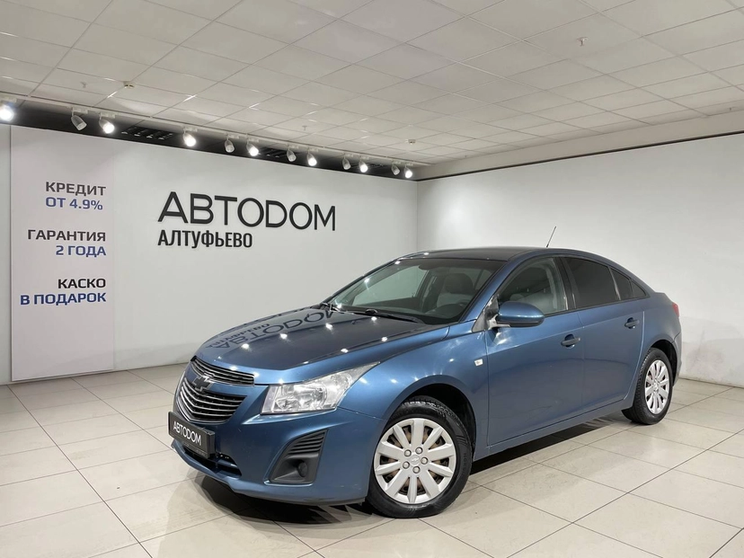 Автомобиль Chevrolet Cruze I поколение (J300) 1.6 MT (109 л.с.) Base Синий 2013 с пробегом 286 026 км
