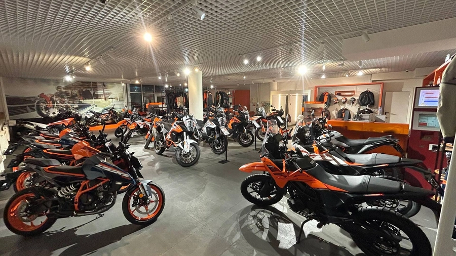 изображение дилерского центра