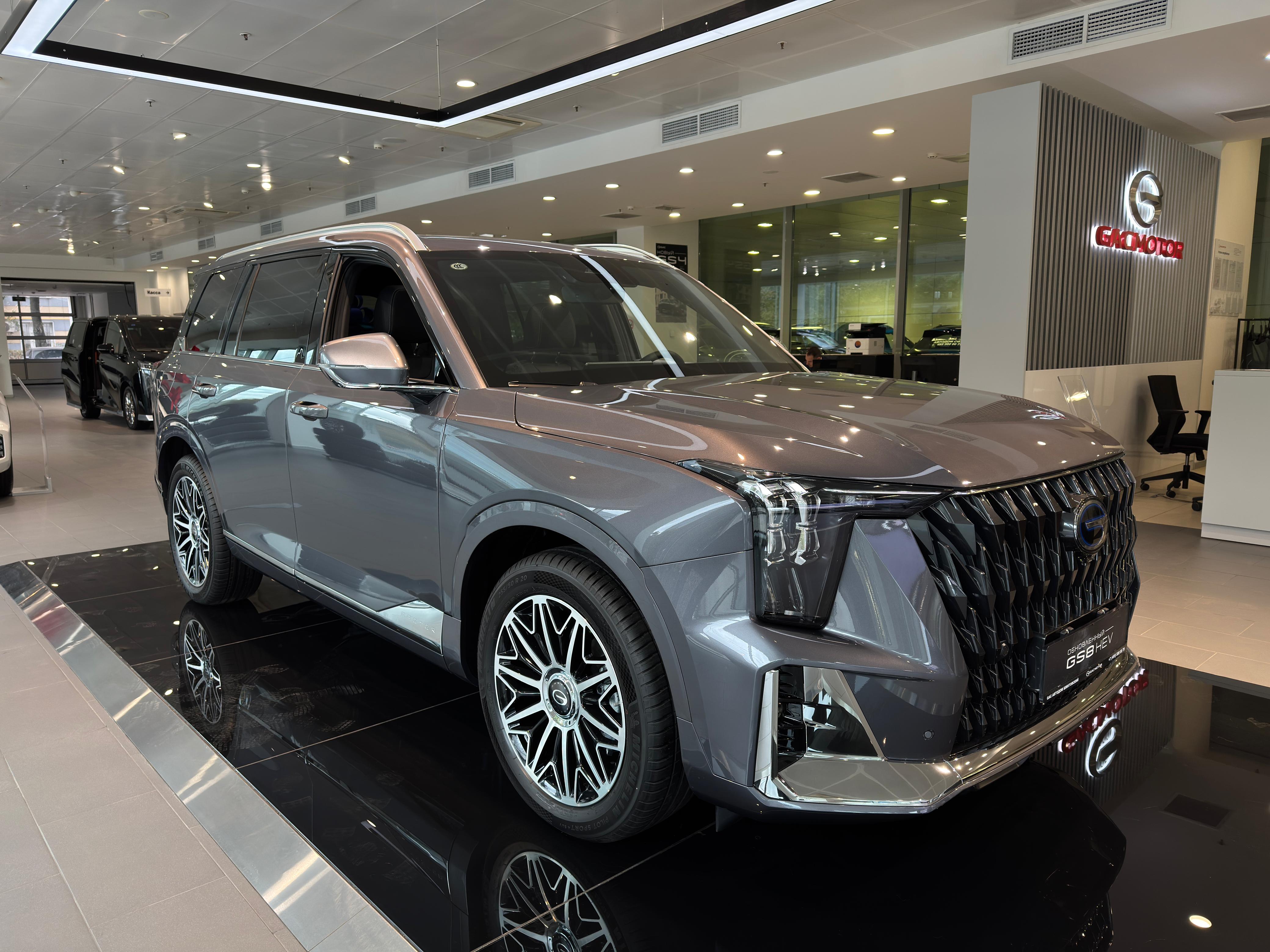 Автомобиль GAC GS8 II поколение 2.0hyb CVT 4WD (190 л.с.) Lounge Серый 2025 