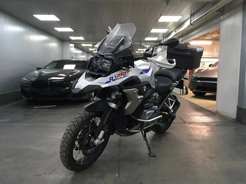 Мотоцикл BMW Motorrad R 1250 GS I поколение R 1250 GS Base Белый 2020 с пробегом 19 900 км