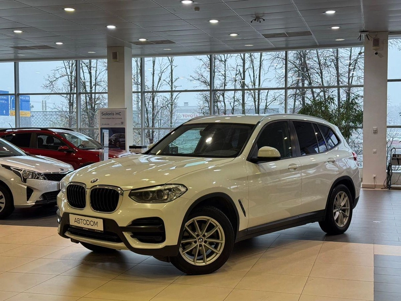 Автомобиль BMW X3 III поколение (G01) 2.0 AT 4WD (184 л.с.) Base Белый 2019 с пробегом 110 376 км