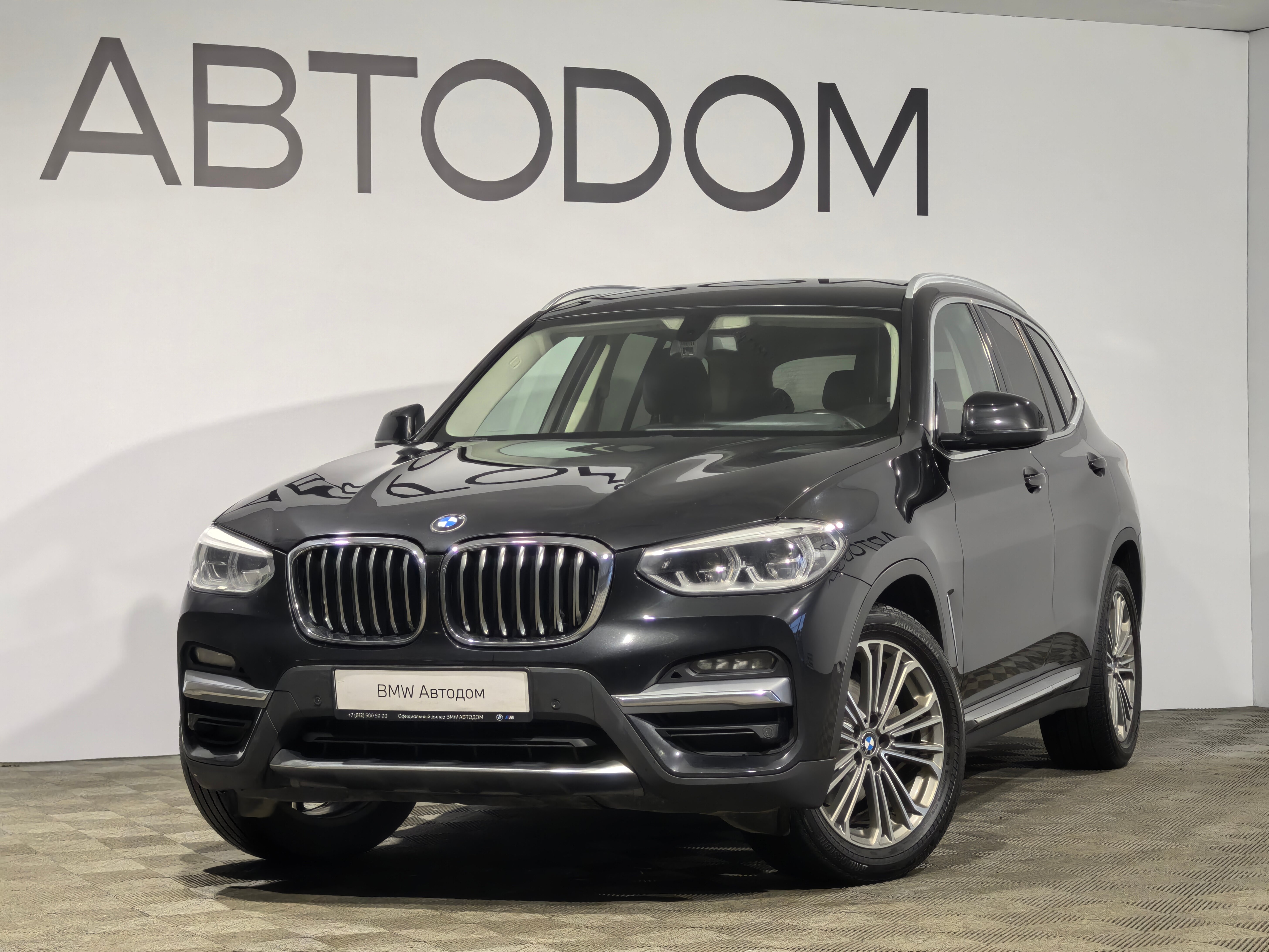 Автомобиль BMW X3 III поколение (G01) 2.0 AT 4WD (184 л.с.) Luxury Чёрный 2019 с пробегом 104 806 км