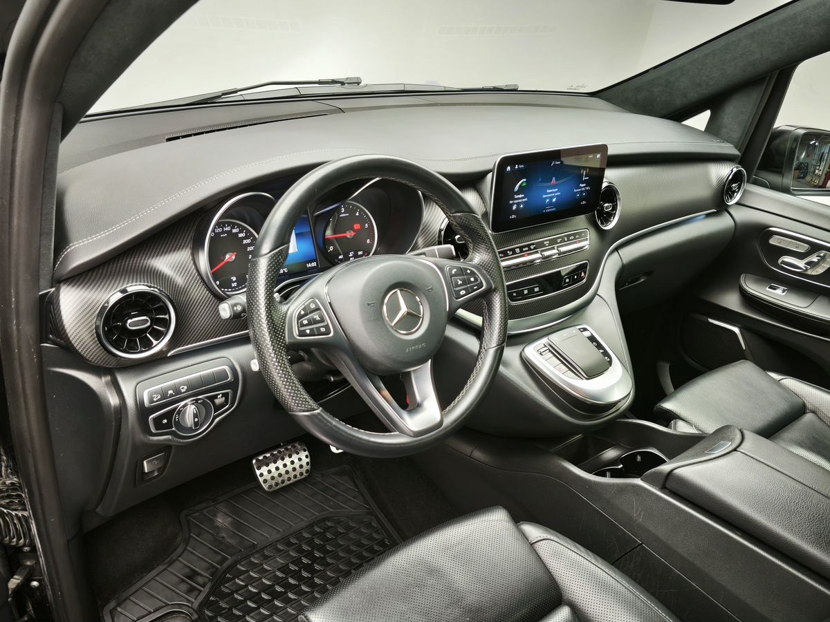 Автомобиль Mercedes-Benz V-Класс II (W447) [рестайлинг] 2.0d AT 4Matic Long (237 л.с.) Base Чёрный 2022 с пробегом 102 689 км