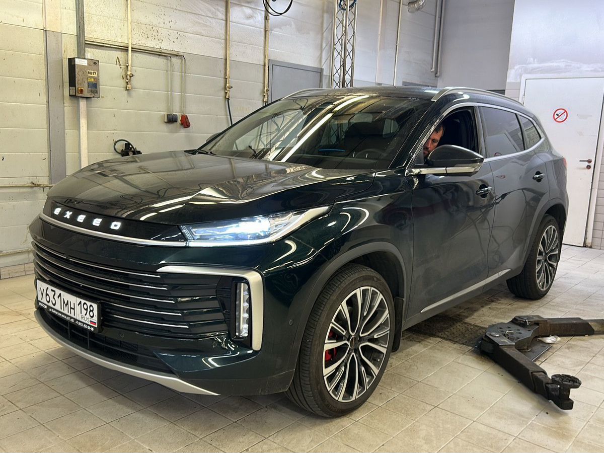 EXEED TXL I [2-й рестайлинг] 2.0 AT 4WD (197 л.с.) Флагман Зелёный 2024 с пробегом 15 570 км