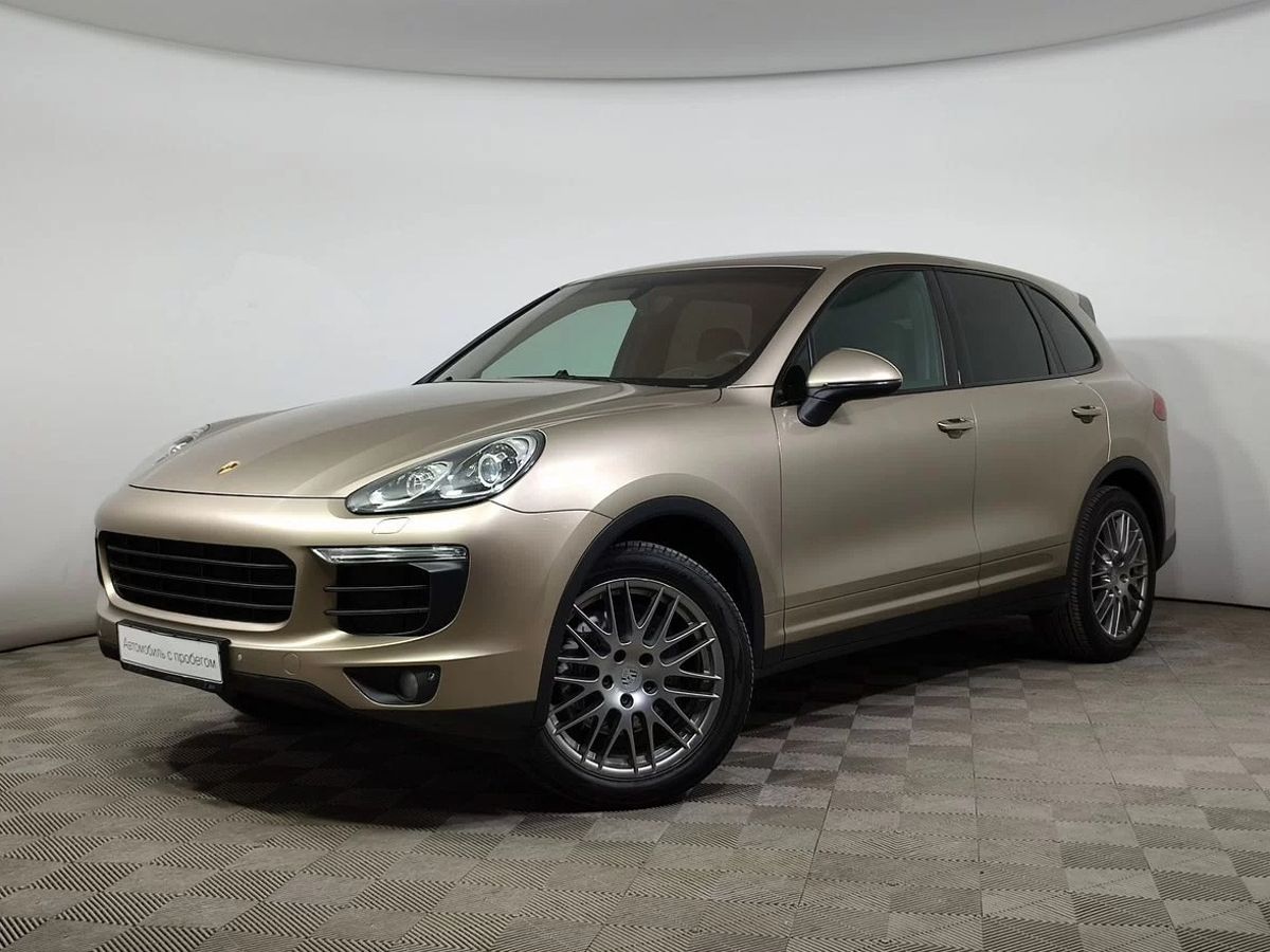 Порше кайен объем. Porsche Macan s Diesel. Macan s Diesel. Порш внедорожник коричневая. Macan s Diesel engine.