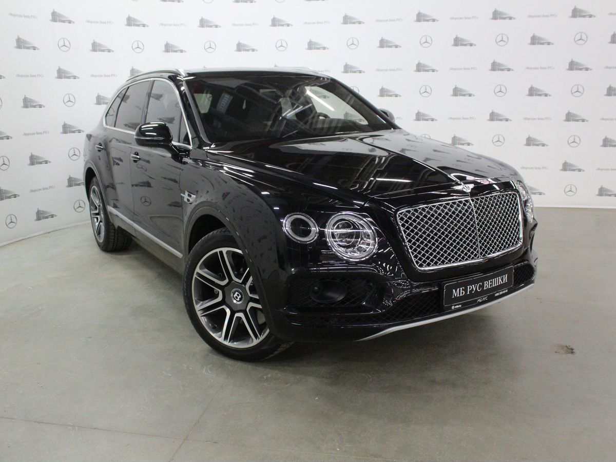 Автомобиль Bentley Bentayga I поколение 6.0 AT 4WD (608 л.с.) Individual Чёрный 2017 с пробегом 29 145 км