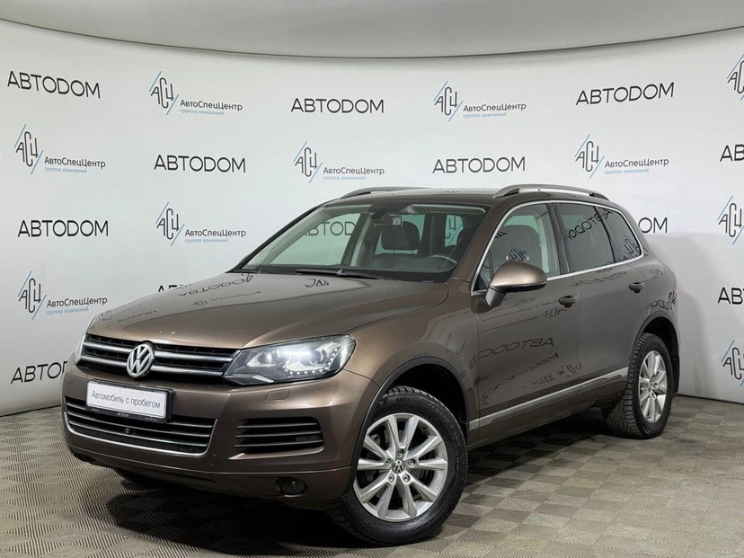 Автомобиль Volkswagen Touareg II поколение 3.6 AT 4WD (249 л.с.) Base Коричневый 2012 с пробегом 185 504 км