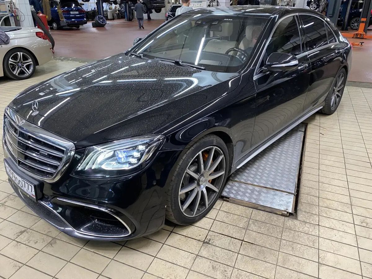 Mercedes-Benz S-Класс AMG III поколение (W222/C217) 63 AMG 5.5 AT 4Matic Long (585 л.с.) AMG Чёрный 2014 с пробегом 134 386 км