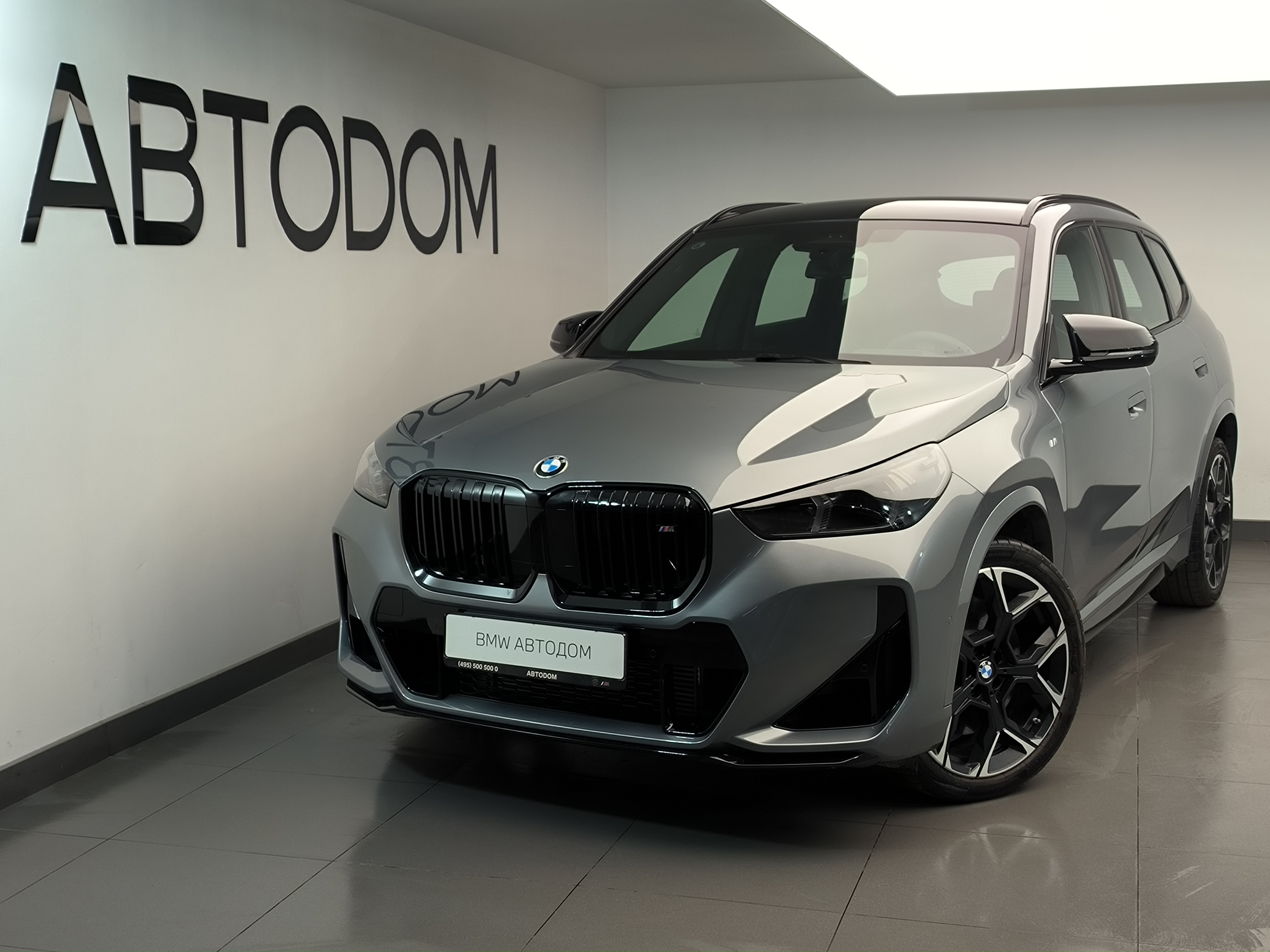 Автомобиль BMW X1 III поколение (U11) 2.0 AMT 4WD (300 л.с.) M35Li Серый 2025 