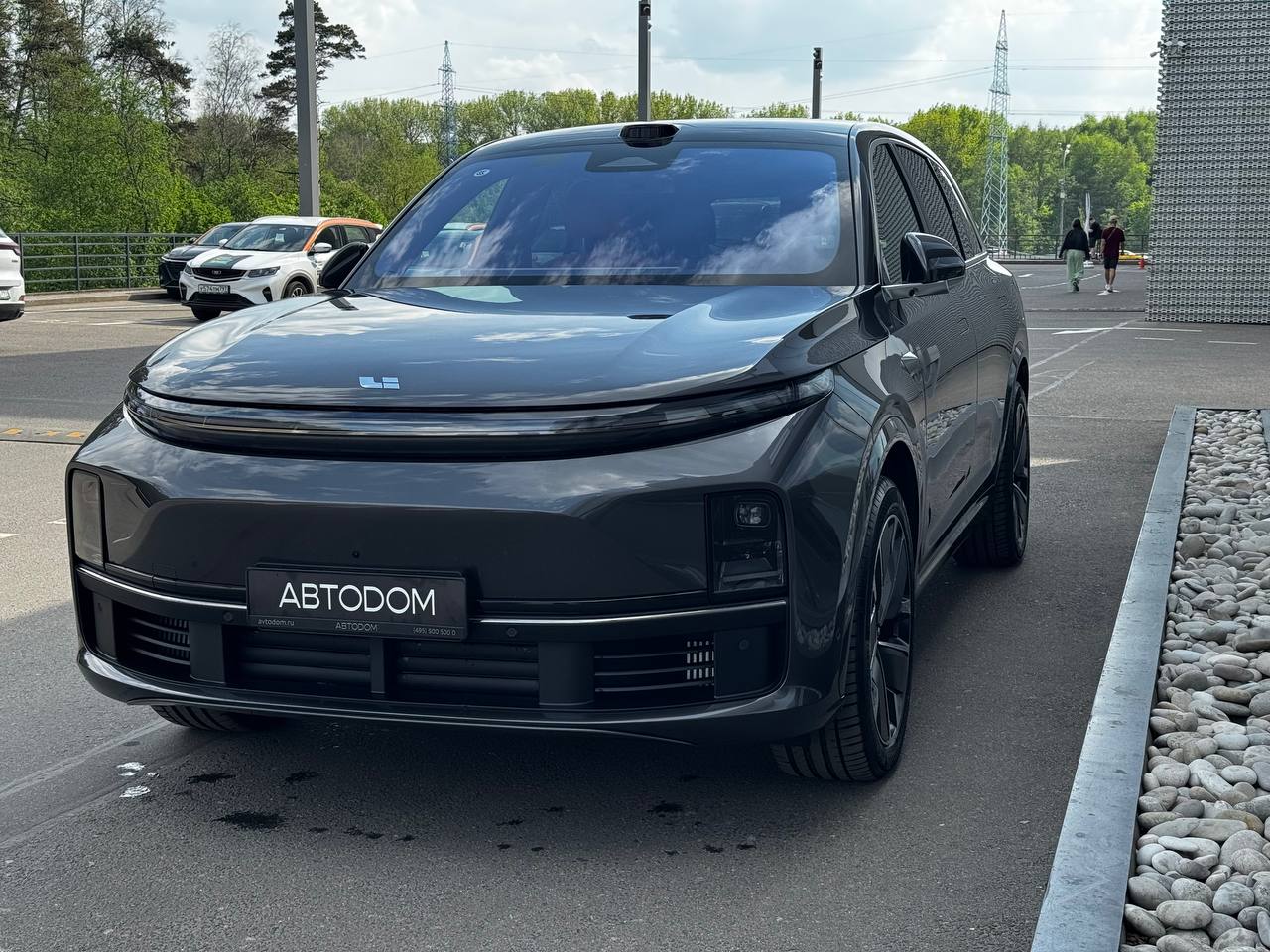 LiXiang L7 I [рестайлинг] 42.8 kWh 1.5hyb AT 4WD (449 л.с.) Pro Серый 2025 