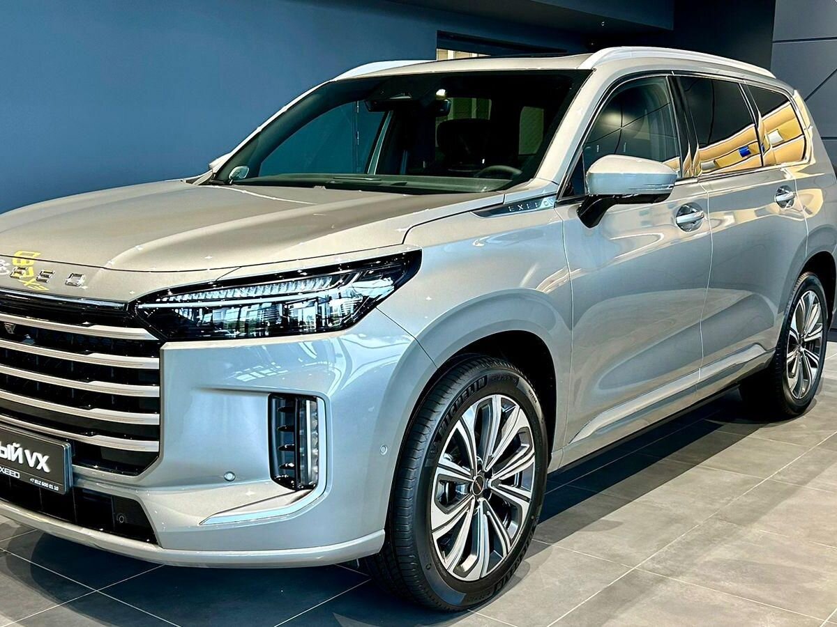 Автомобиль EXEED VX I [рестайлинг] 2.0 AT 4WD (249 л.с.) President (6 мест) Серебристый 2024 