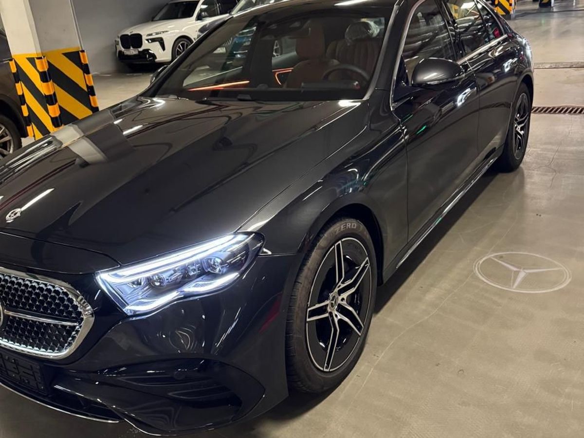 Автомобиль Mercedes-Benz E-Класс VI поколение (W214/S214) 2.0 AT 4Matic (258 л.с.) AMG Line Серый 2025 