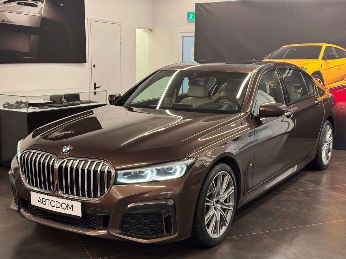 Автомобиль BMW 7 серии VI (G11/G12) [рестайлинг] 730L 3.0d AT 4WD (249 л.с.) Base Коричневый 2019 с пробегом 112 984 км