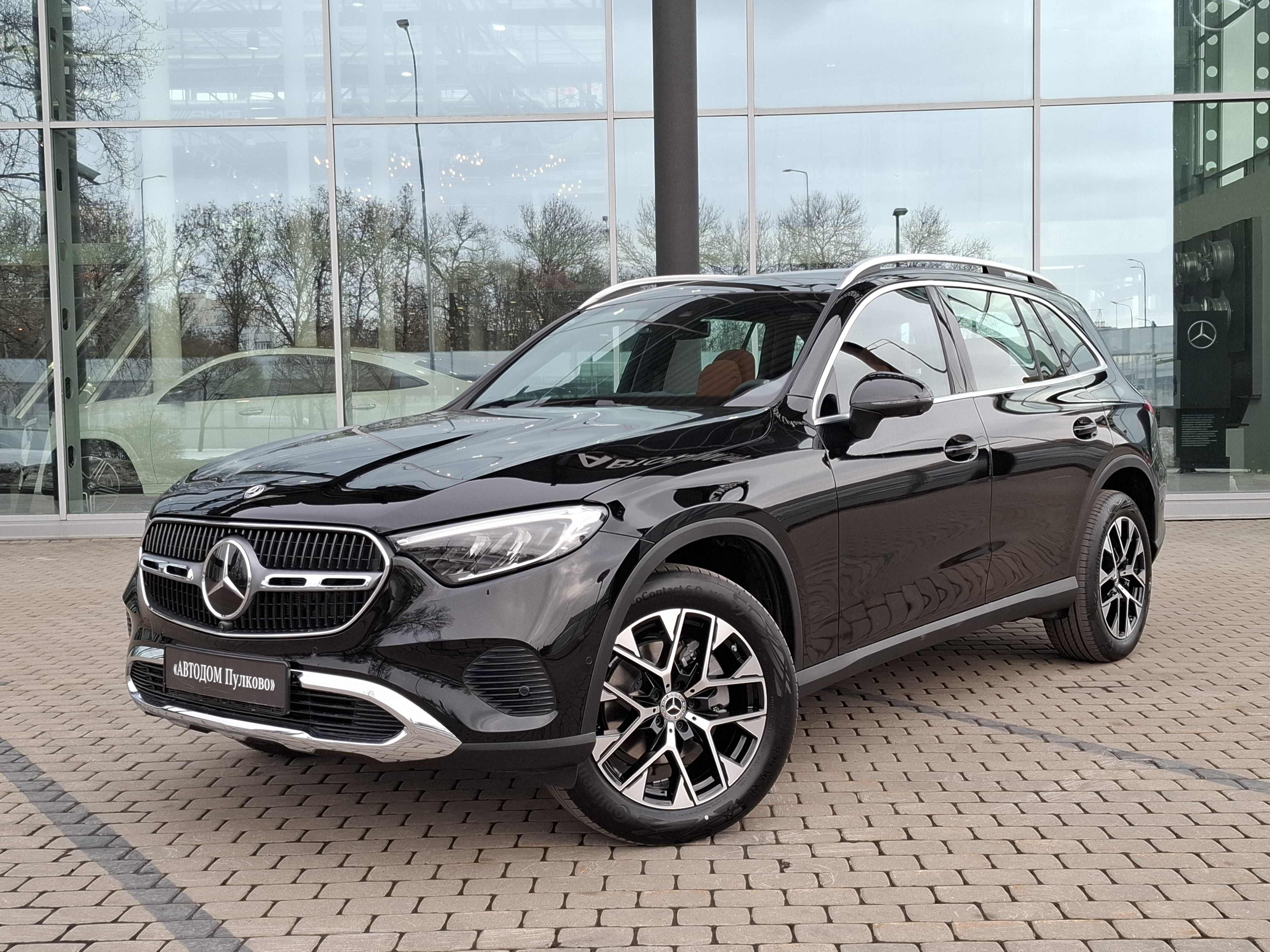 Автомобиль Mercedes-Benz GLC II поколение (X254) 2.0 AT 4Matic (204 л.с.) Base Чёрный 2025 