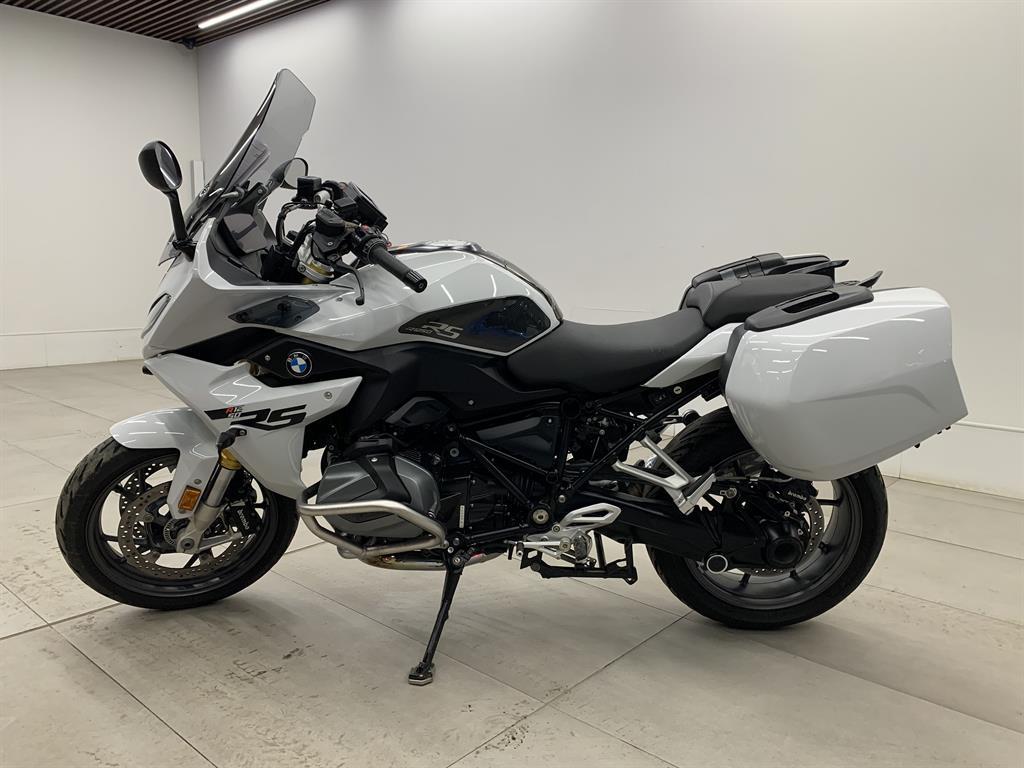 Мотоцикл BMW Motorrad R 1250 RS II поколение R 1250 RS Base Белый 2023 с пробегом 7 675 км