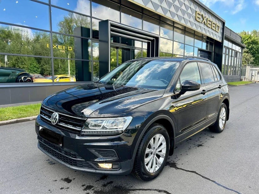 Volkswagen Tiguan II поколение 1.4 AMT (150 л.с.) Comfortline Чёрный 2019 с пробегом 40 260 км