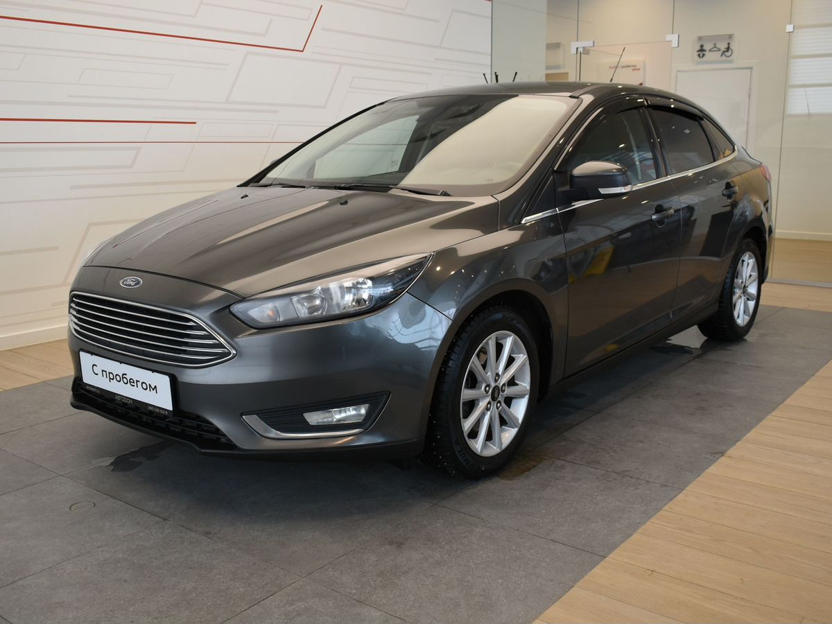 Автомобиль Ford Focus III [рестайлинг] 1.5 AT (150 л.с.) Titanium Серый 2016 с пробегом 186 800 км