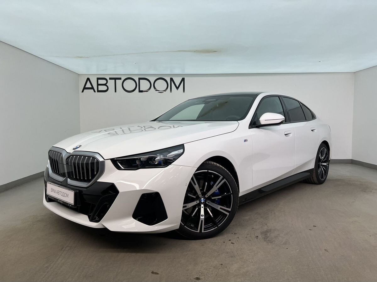 BMW 5 серии VIII поколение (G60) 2.0 AT 4WD (258 л.с.) M Sport Белый 2023 с пробегом 12 800 км