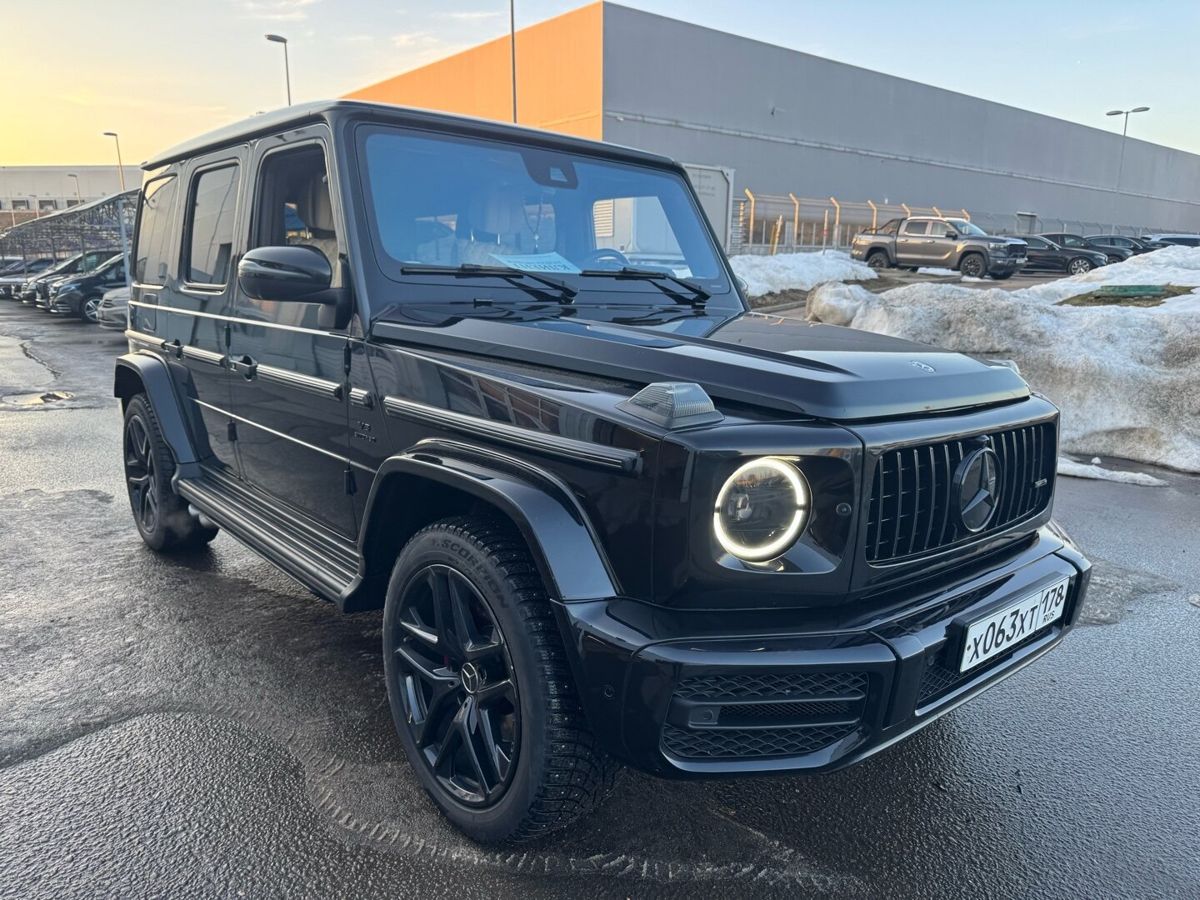Автомобиль Mercedes-Benz G-Класс III поколение (W463) 500 4.0 AT 4Matic (422 л.с.) Base Чёрный 2019 с пробегом 107 161 км