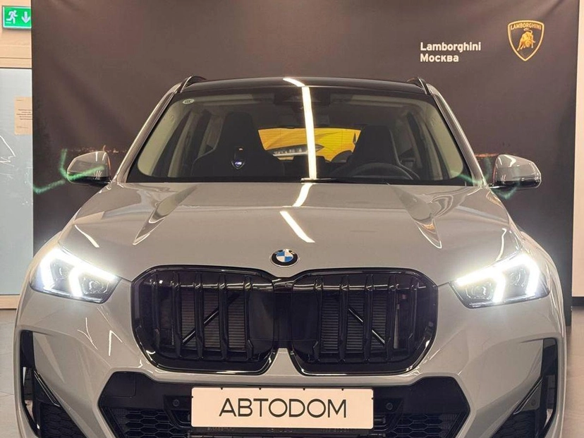 Автомобиль BMW X1 III поколение (U11) 2.0 AMT 4WD (204 л.с.) Base Серый 2025 с пробегом 42 км