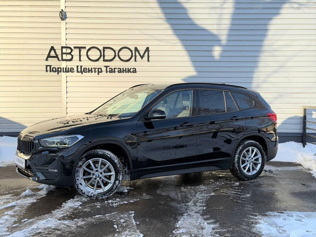 Автомобиль BMW X1 II (F48) [рестайлинг] 2.0d AT 4WD (150 л.с.) Advantage Plus Чёрный 2020 с пробегом 31 222 км
