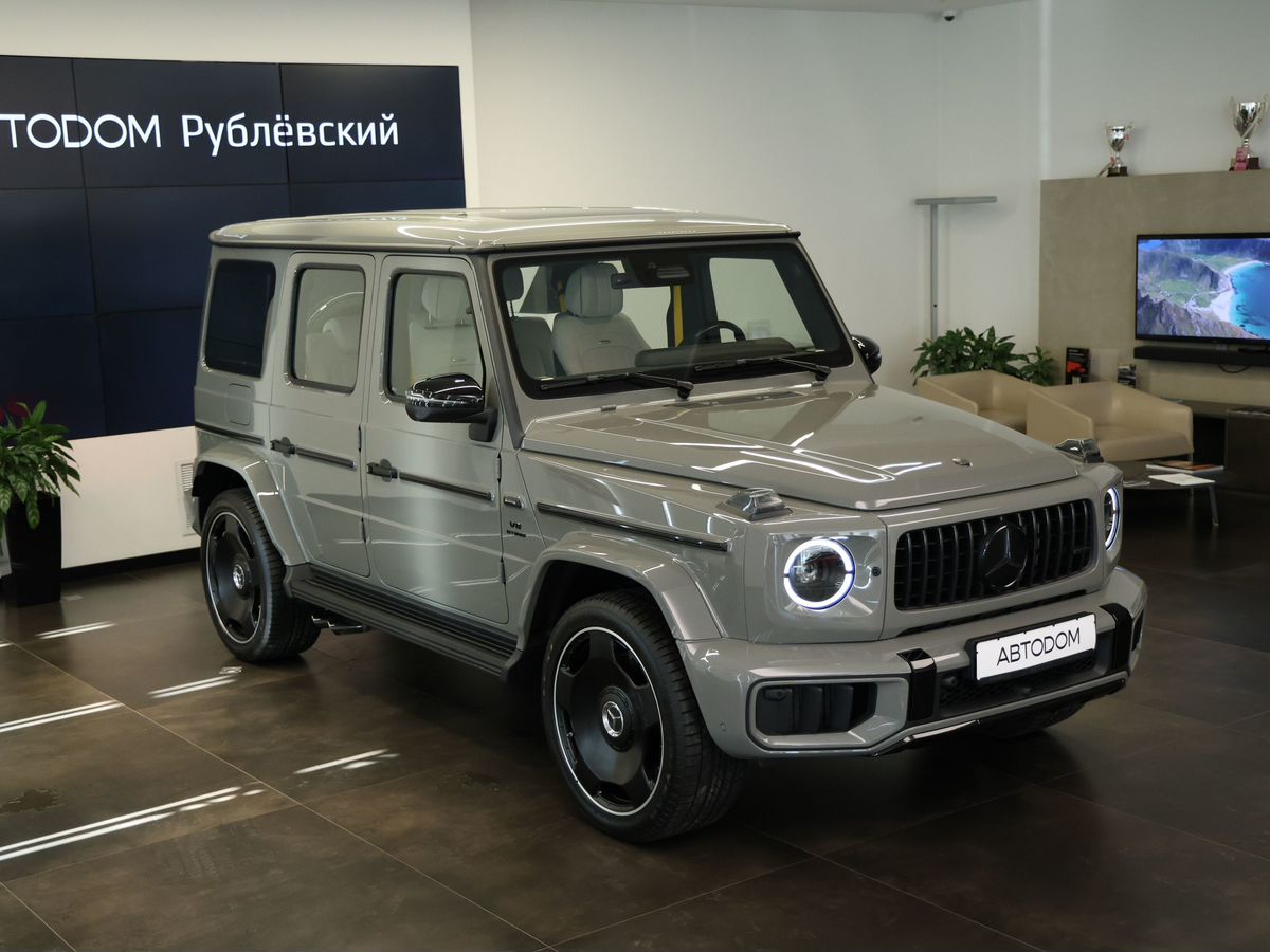 Автомобиль Mercedes-Benz G-Класс AMG II (W463) [рестайлинг] G 63 4.0 AT 4Matic (585 л.с.) AMG G 63 Серый 2025 с пробегом 20 км