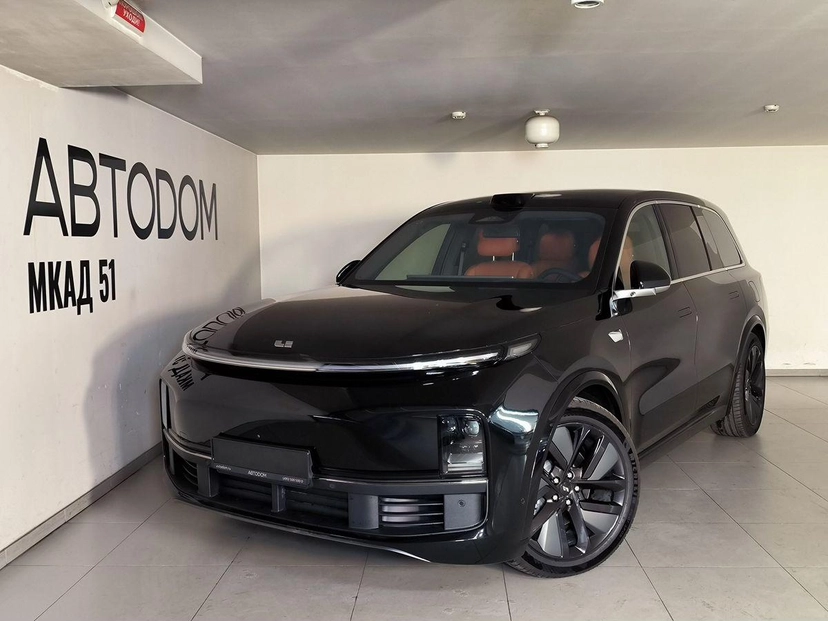 Автомобиль Li Auto L9 I поколение 1.5hyb AT 4WD (449 л.с.) Max Чёрный 2023 с пробегом 11 км