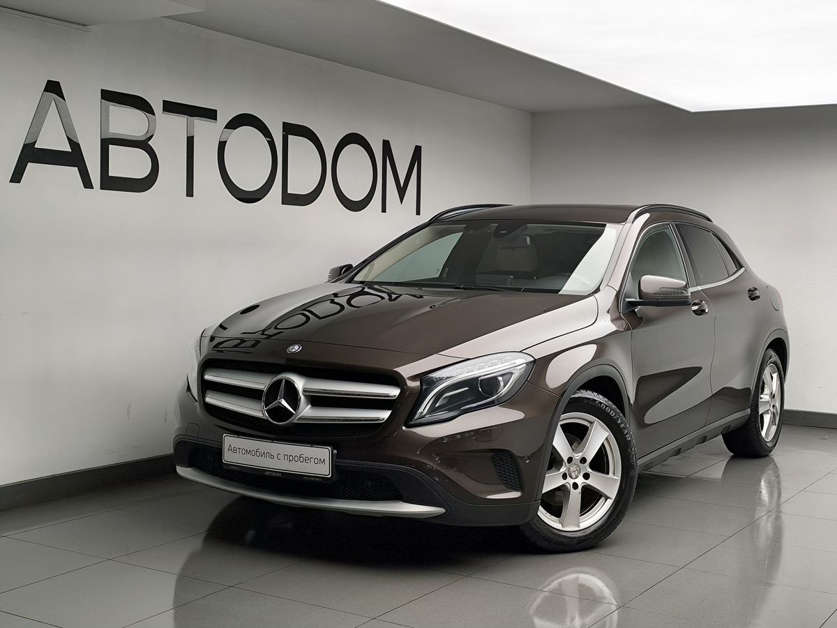Автомобиль Mercedes-Benz GLA I поколение (X156) 200 1.6 AMT (150 л.с.) Особая серия Коричневый 2016 с пробегом 115 034 км