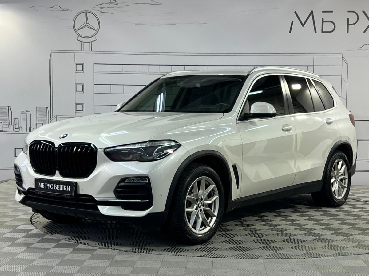 Автомобиль BMW X5 IV поколение (G05) 3.0d AT 4WD (249 л.с.) Business Plus Белый 2021 с пробегом 52 000 км