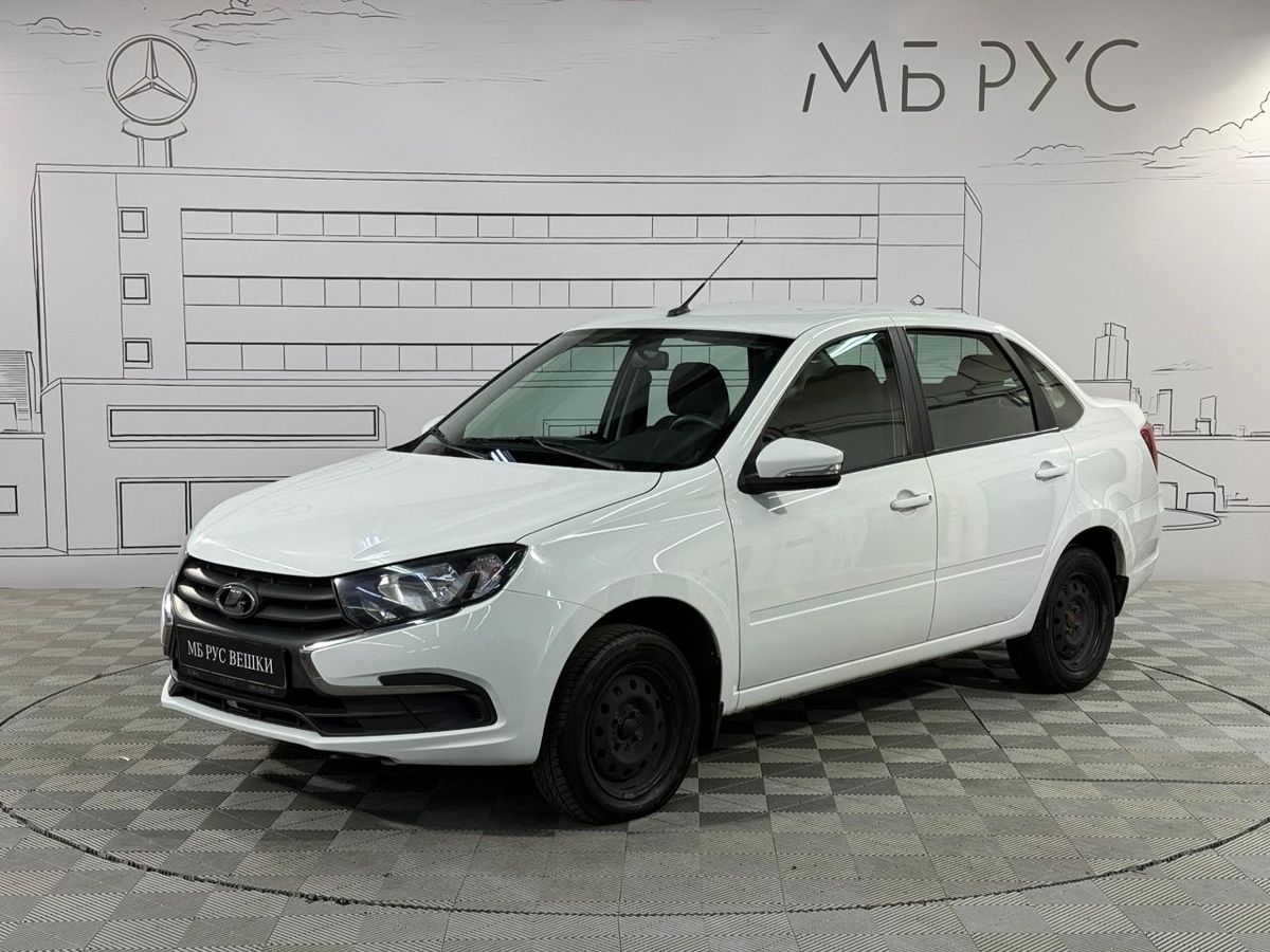 Автомобиль Lada (ВАЗ) Granta I [рестайлинг] 1.6 MT (90 л.с.) Classic Белый 2023 с пробегом 48 629 км