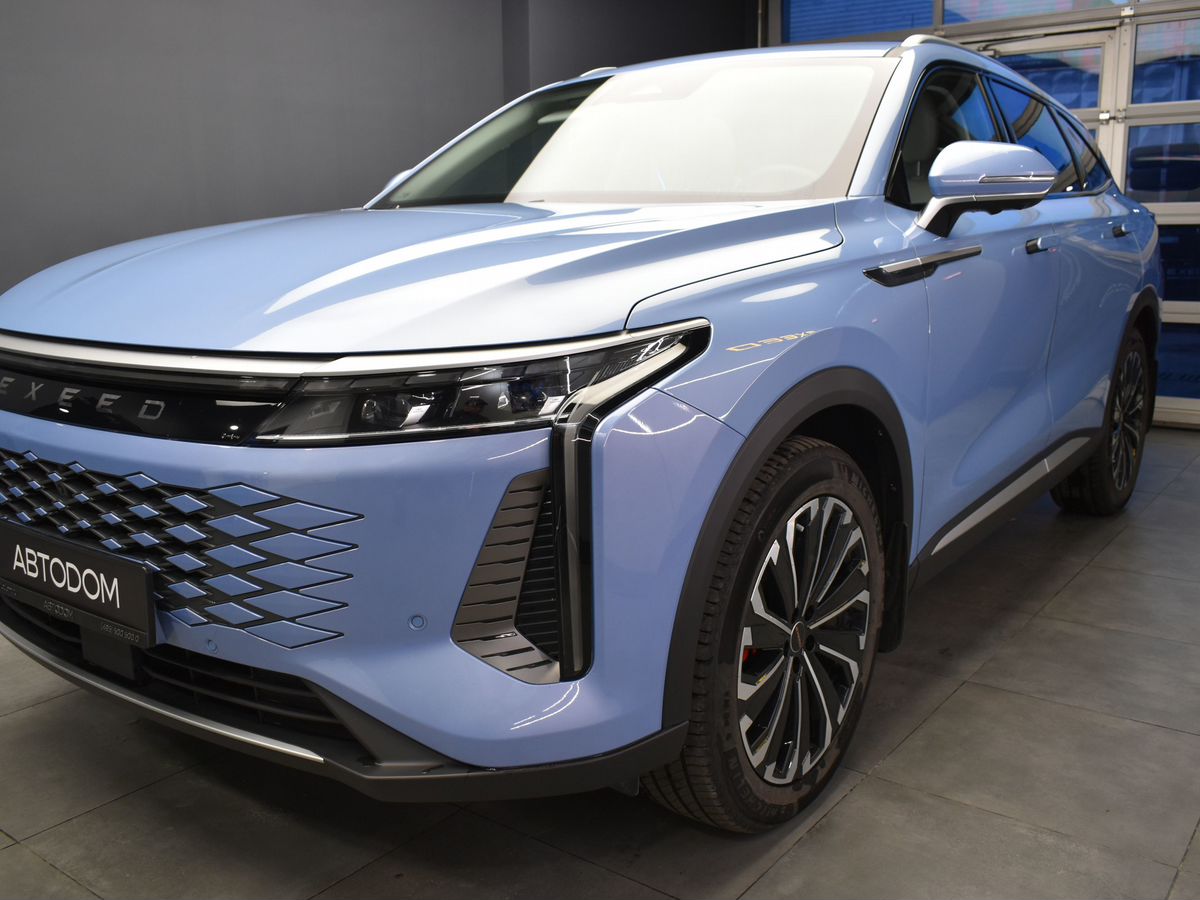 EXEED RX I поколение 2.0 AMT 4WD (249 л.с.) Prestige Голубой 2023 с пробегом 20 520 км